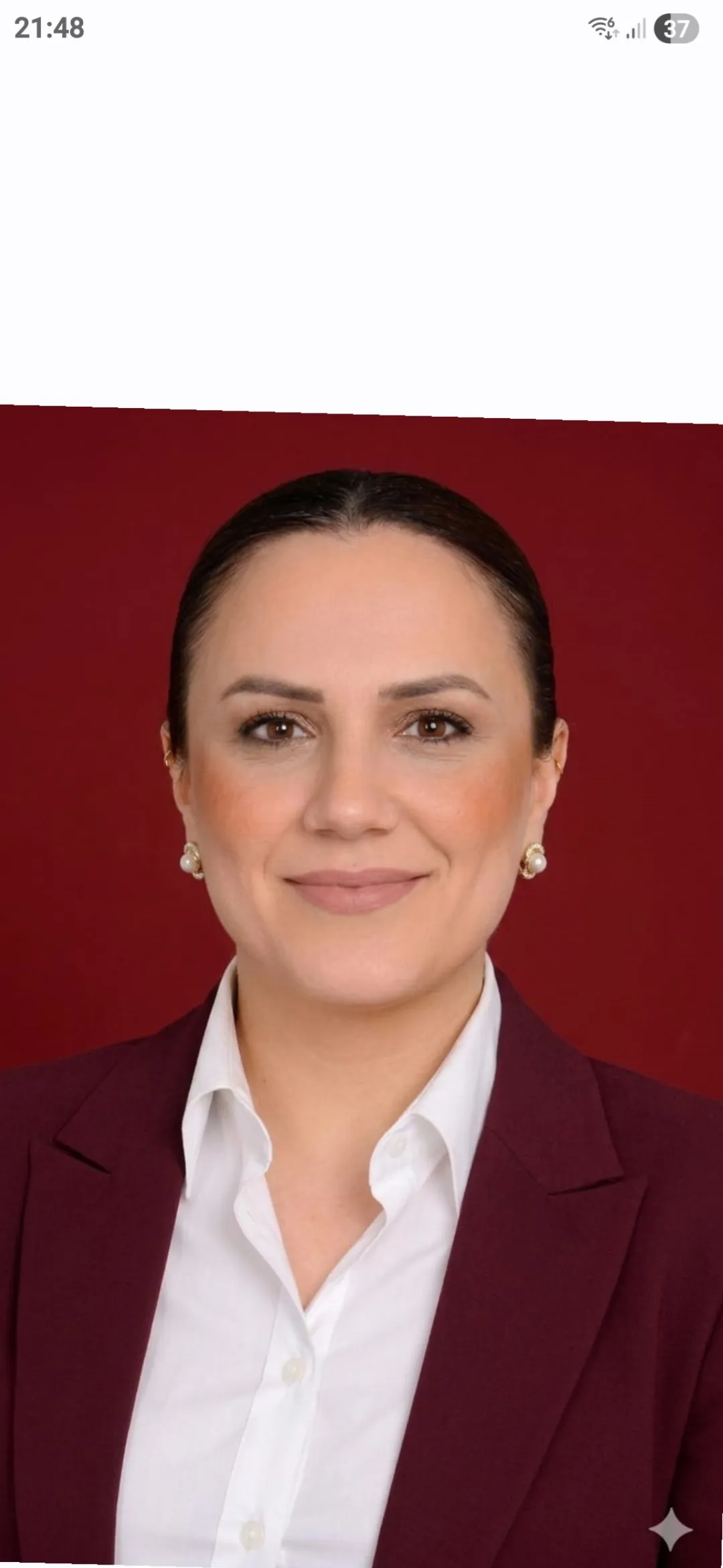 Büyük Birlik Partisi Zeytinburnu - Ayça Topal - İdari ve Halkla İlişkilerden Sorumlu İlçe Başkan Yardımcısı