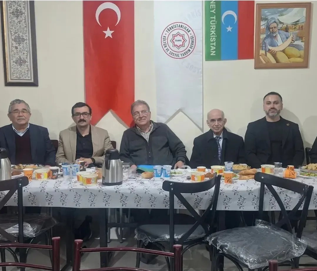 Büyük Birlik Partisi Zeytinburnu İlçe Başkanlığı’ndan Türkistan Kültür ve Yardımlaşma Derneği İftar Programına Katılım