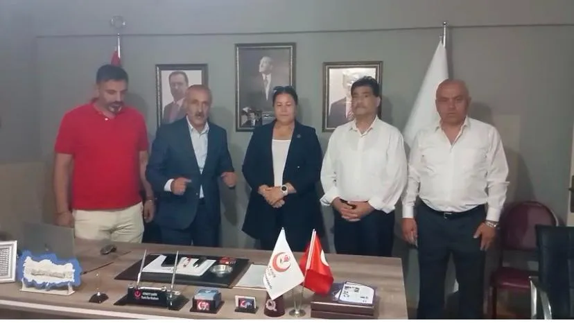 Büyük Birlik Partisi 1. Bölge Başkanı Hasan Güngörmez'den Tuzla İlçe Başkanlığına Anlamlı Ziyaret
