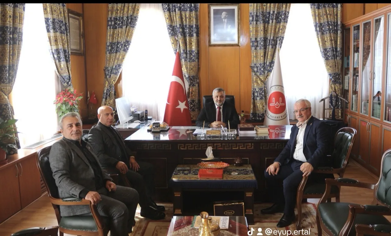 Büyük Birlik Partisi Fatih İlçe Başkanlığından Fatih İlçe Müftüsü Abdurrahman Şenoğlu’na Ziyaret